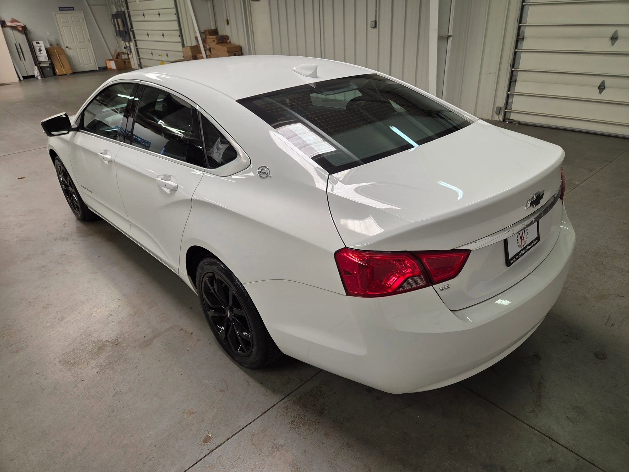Used 2018 Chevrolet Impala LT FWD image 5