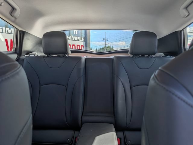Used 2017 Toyota Prius Prime Advanced FWD image 18