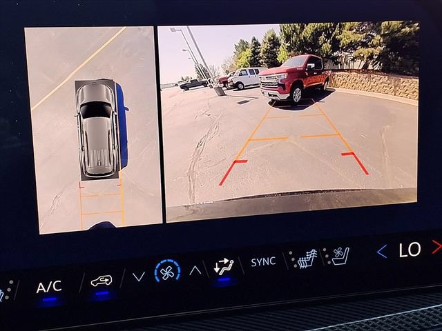 New 2026 Chevrolet Traverse High Country AWD/4WD image 17