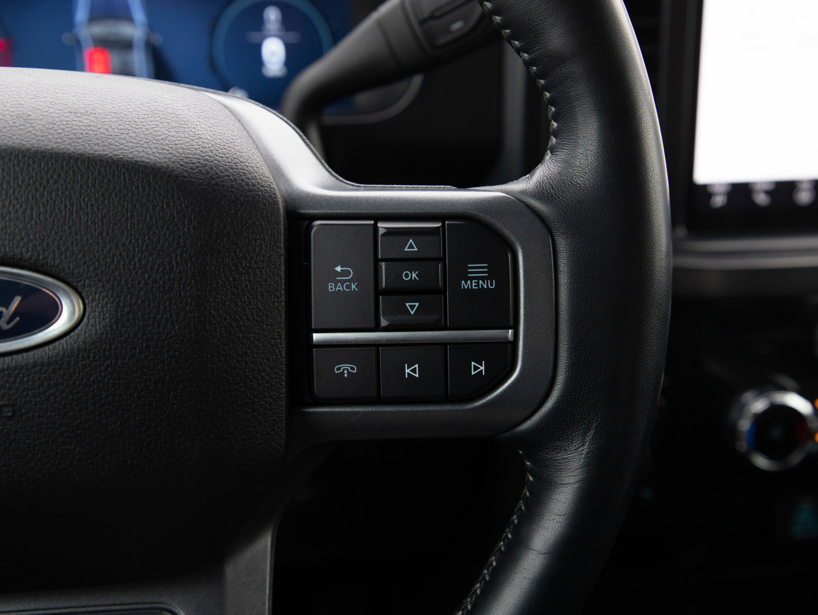 Used 2024 Ford F250 Lariat w/ Sport Appearance Package image 28