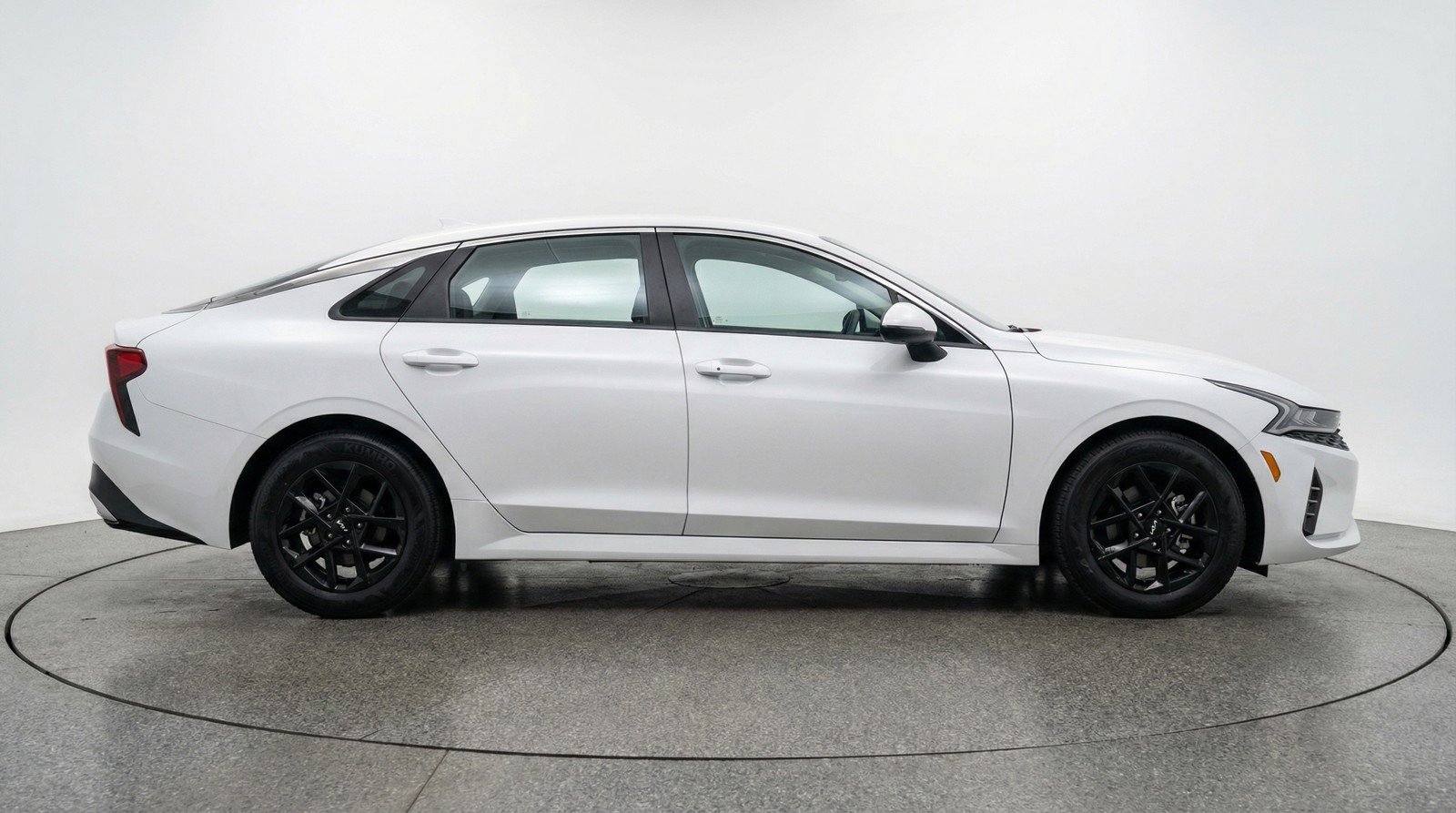 Used 2025 Kia K5 LXS FWD image 11