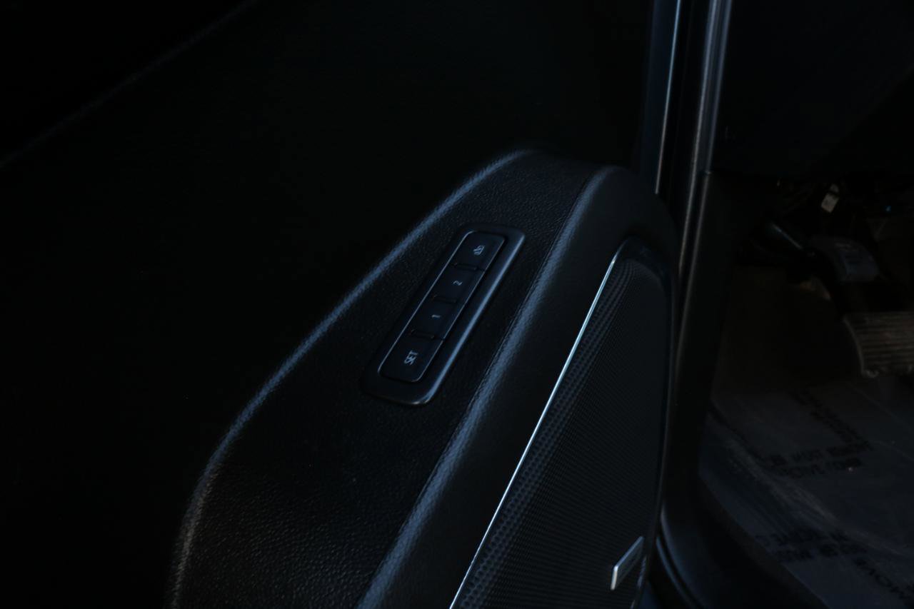 Used 2019 Chevrolet Tahoe Premier AWD/4WD image 22