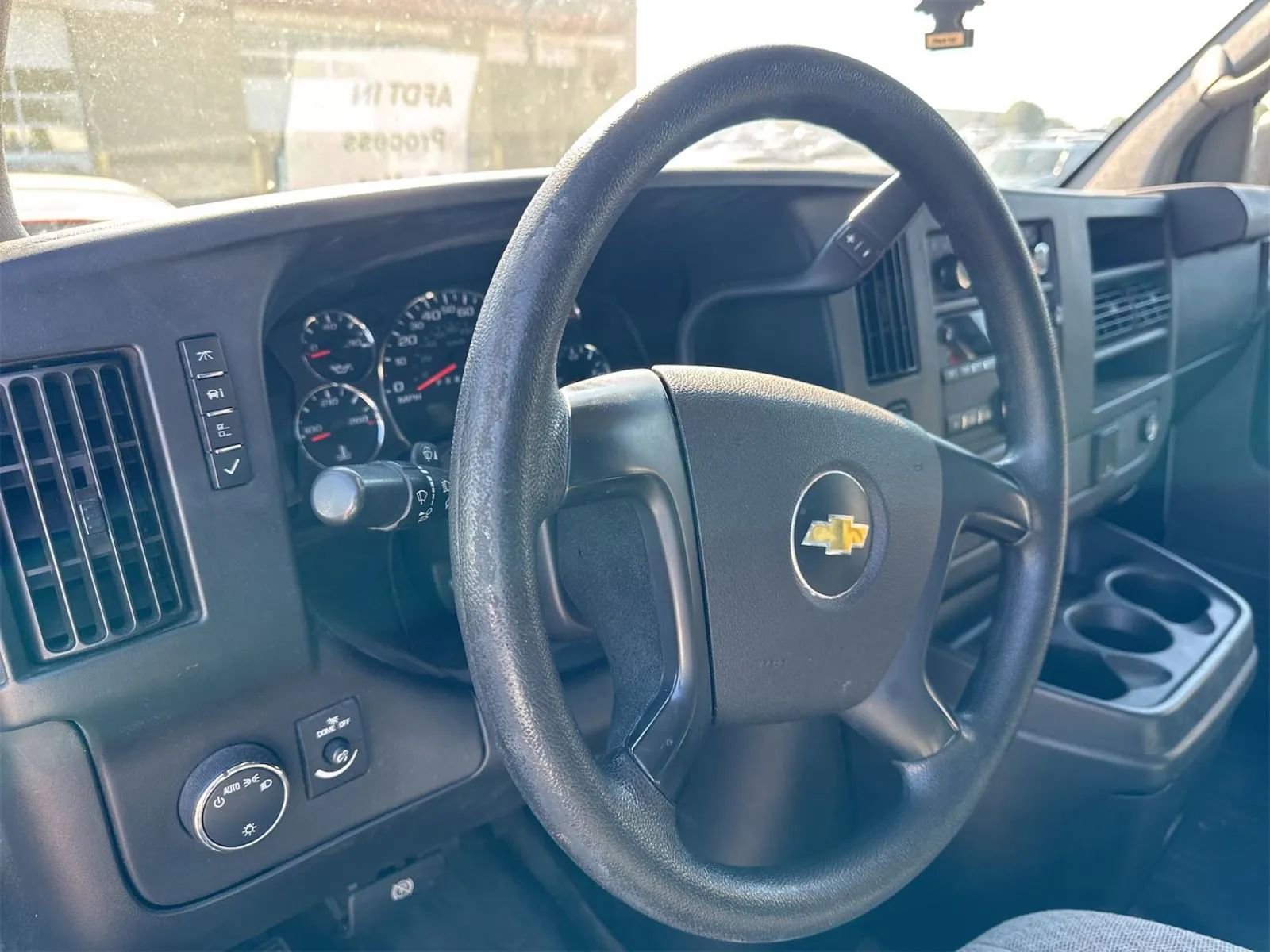 Used 2015 Chevrolet Express 2500 w/ Cold Climate Package image 6