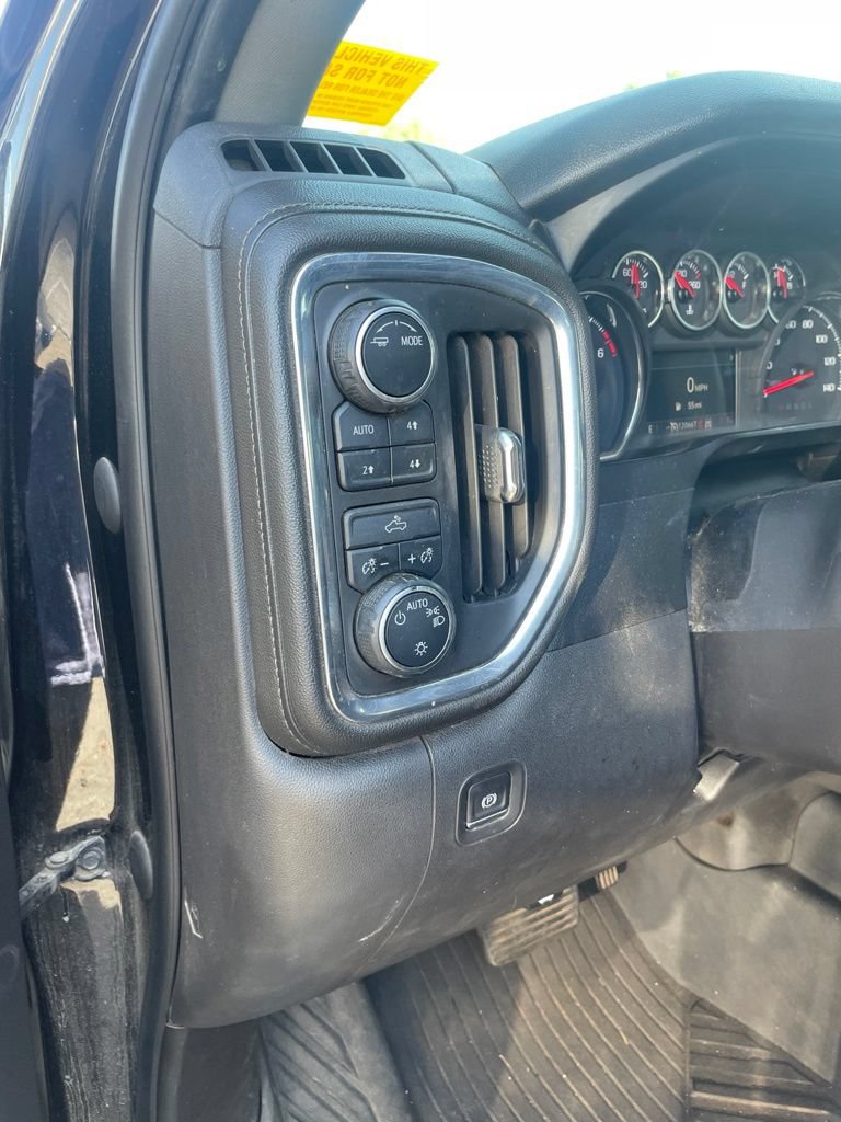 Used 2021 Chevrolet Silverado 1500 LT w/ Texas Edition Plus AWD/4WD image 2