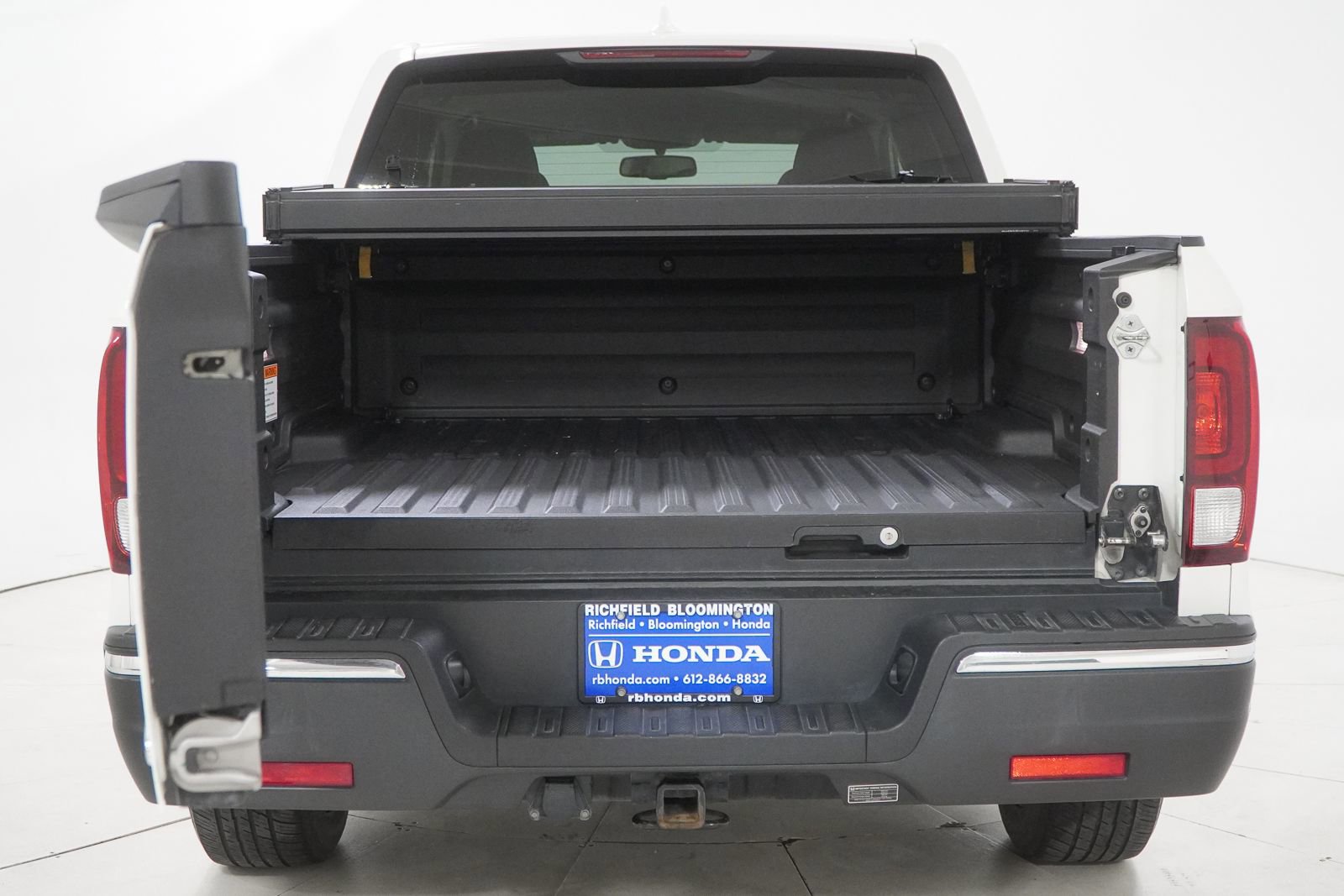 Used 2018 Honda Ridgeline RTL-T image 12