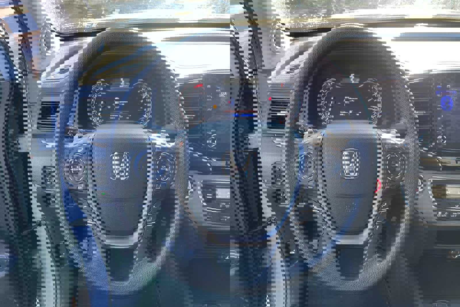 Used 2023 Honda Ridgeline Sport image 14