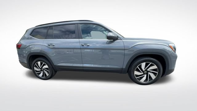 Certified 2025 Volkswagen Atlas SE FWD image 10