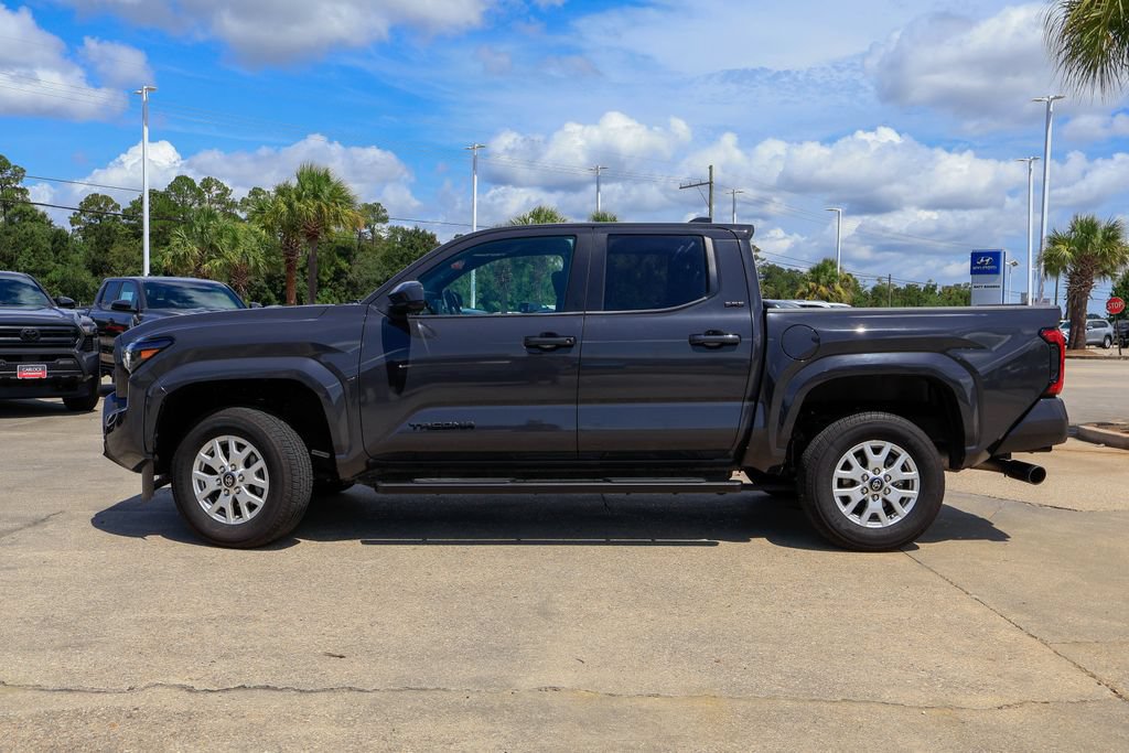Used 2025 Toyota Tacoma SR5 RWD image 26