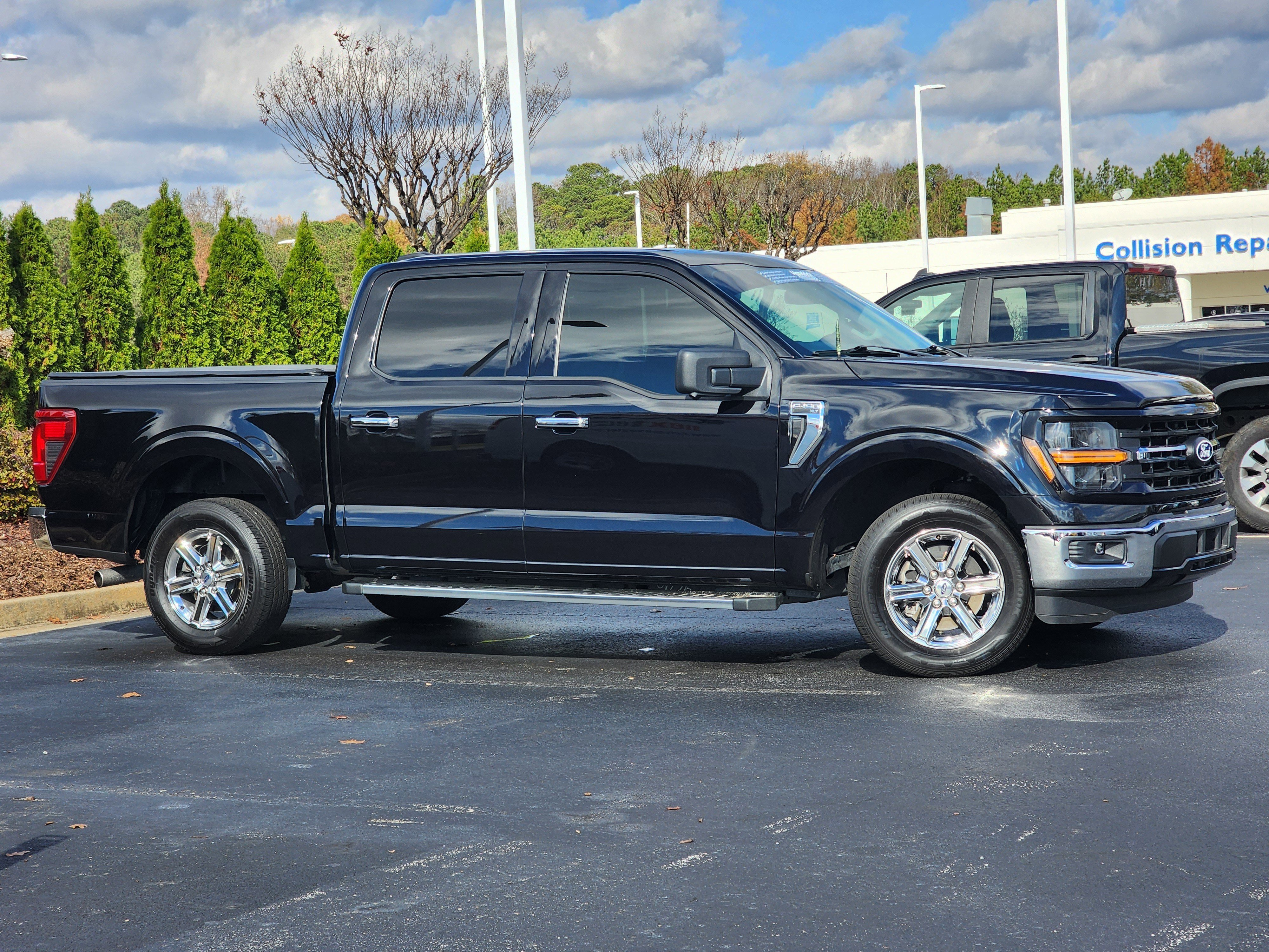 Used 2024 Ford F150 XLT image 3