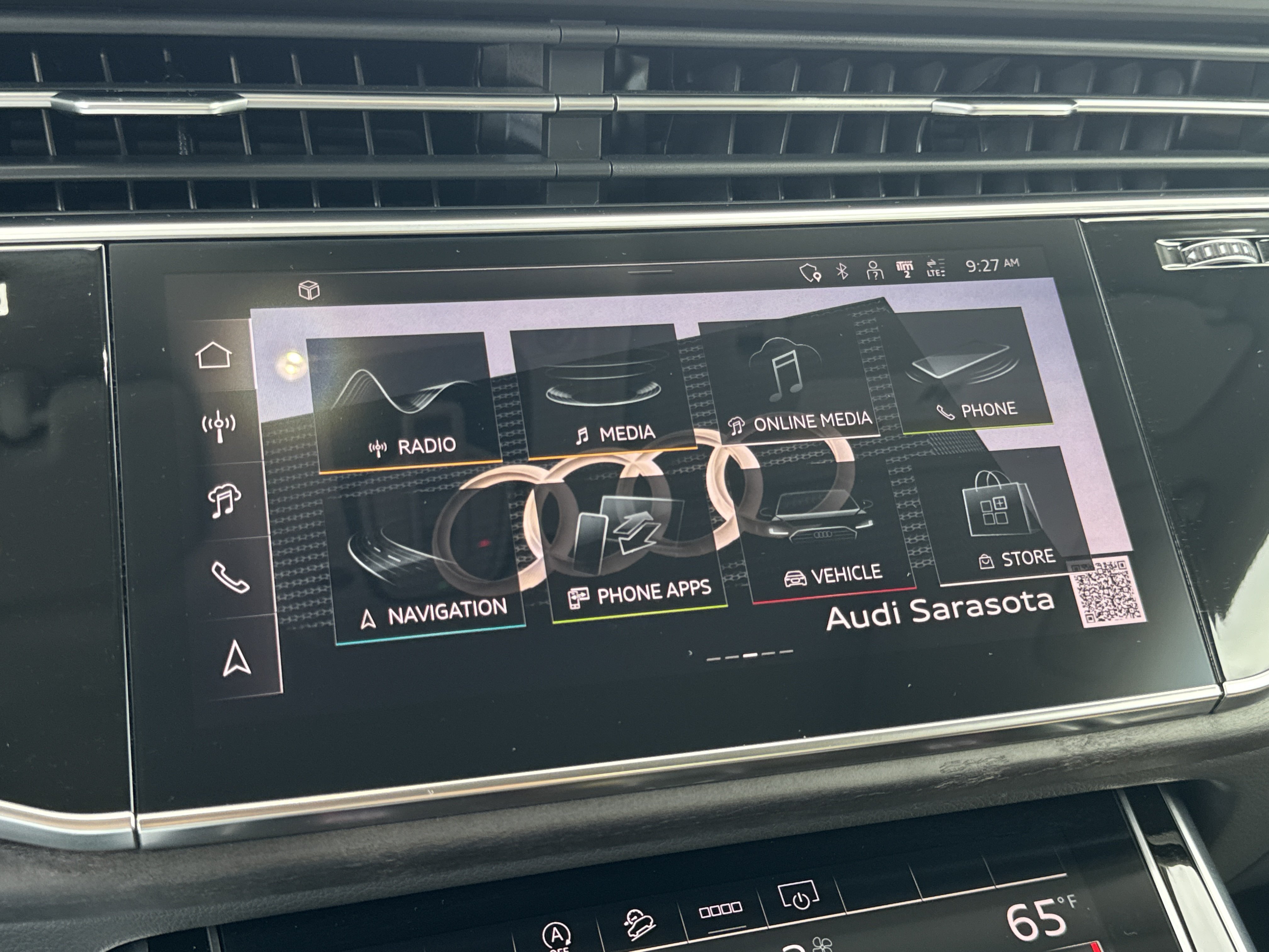 Certified 2025 Audi Q8 Premium Plus AWD/4WD image 27