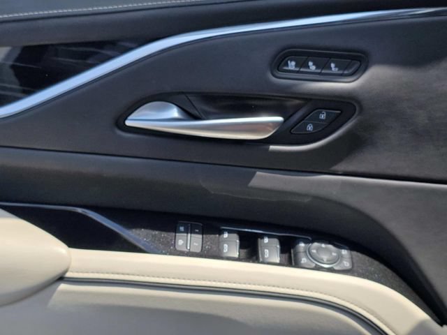 Used 2024 Cadillac Escalade Sport w/ Touring Package RWD image 18
