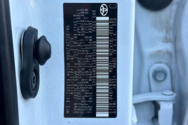 Certified 2024 Toyota Corolla LE image 34