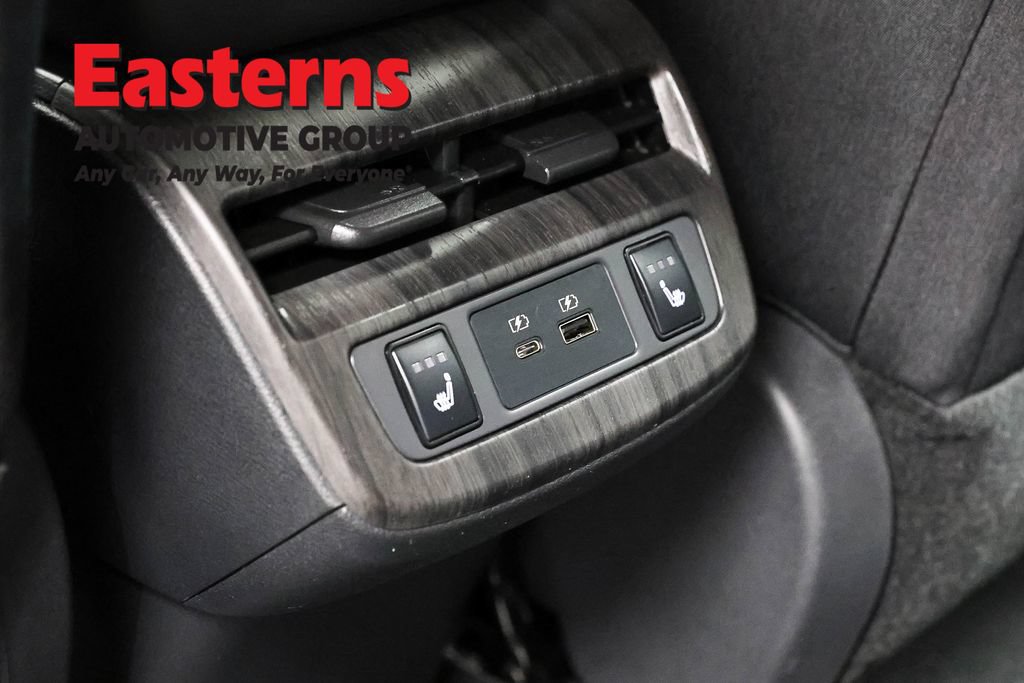 Used 2023 Nissan Ariya FWD image 22