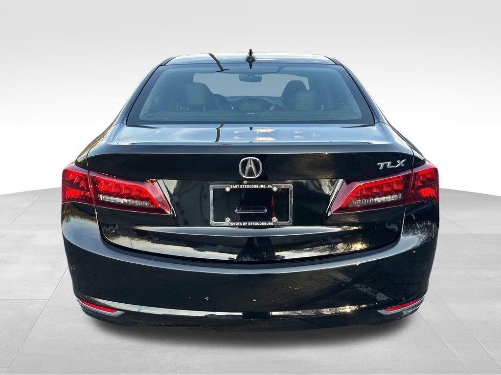 Used 2016 Acura TLX w/ Technology Package image 4