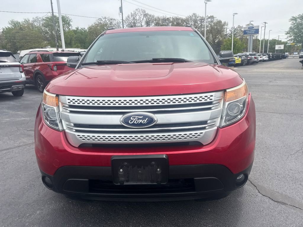 Used 2012 Ford Explorer XLT AWD/4WD image 3