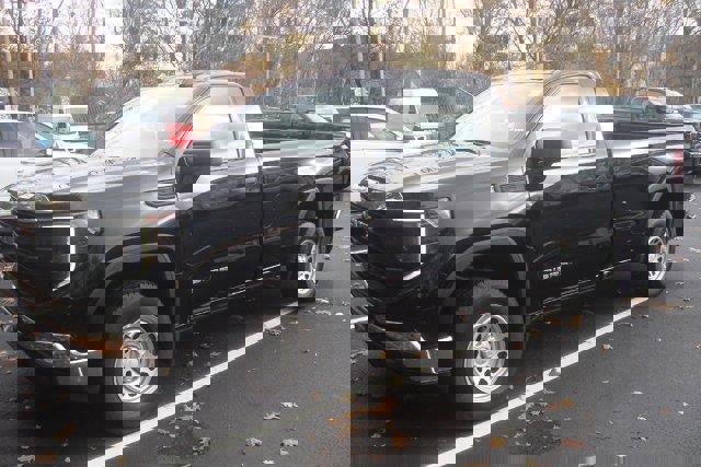 New 2025 GMC Sierra 1500 Pro w/ Pro Value Package