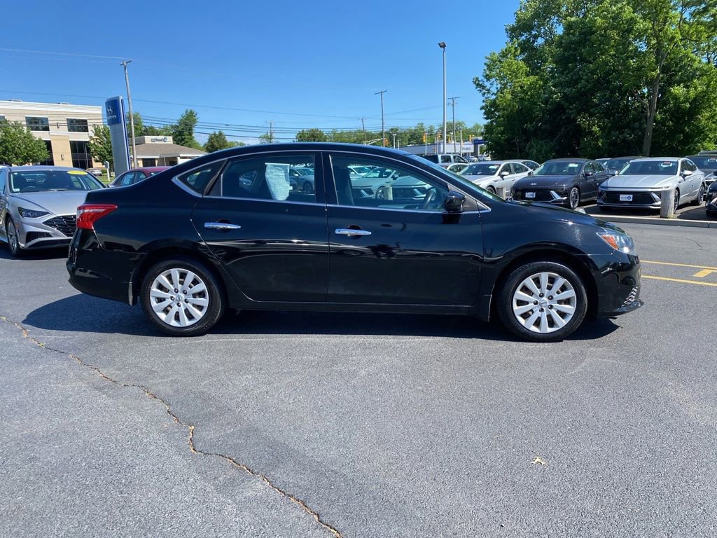 Used 2018 Nissan Sentra S FWD image 2