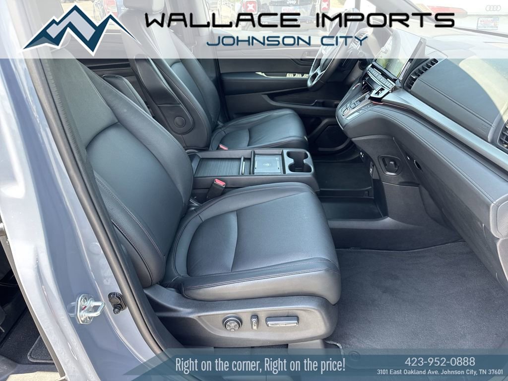 Used 2025 Honda Odyssey Sport-L image 37