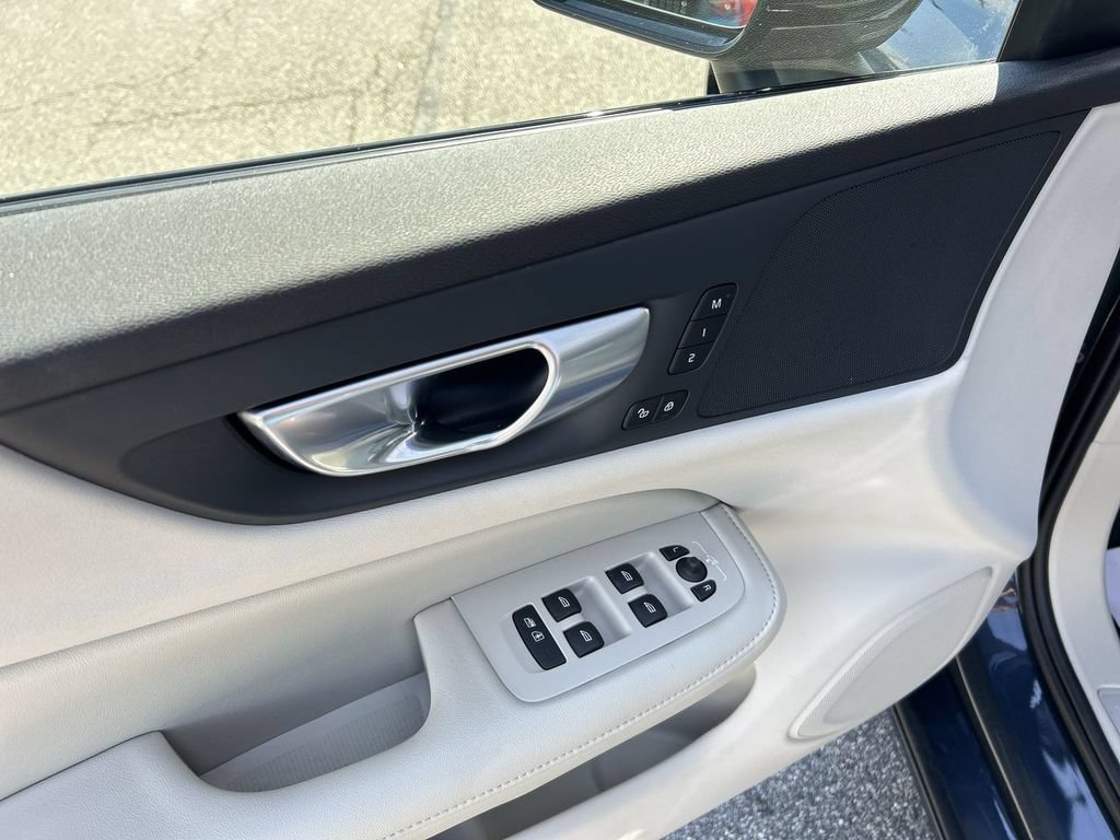 Certified 2024 Volvo S60 B5 Plus w/ Climate Package AWD/4WD image 16