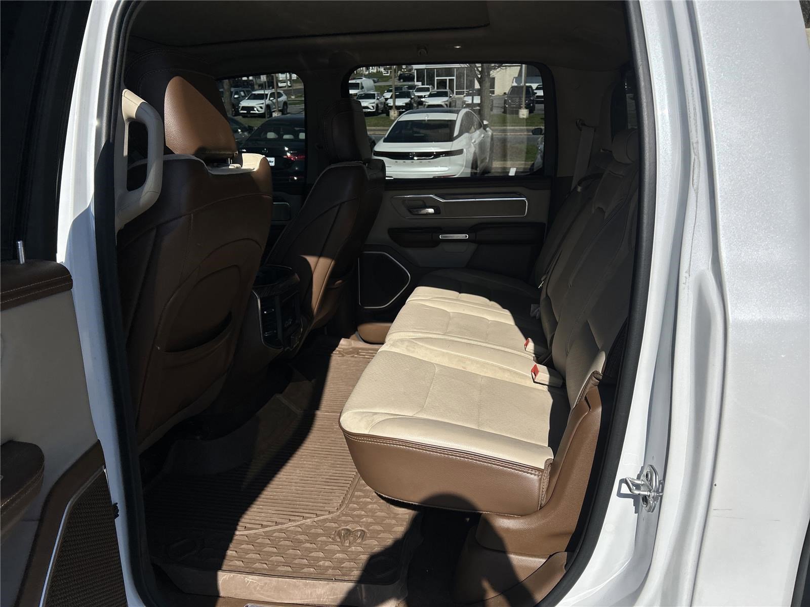 Used 2020 RAM 1500 Laramie image 10