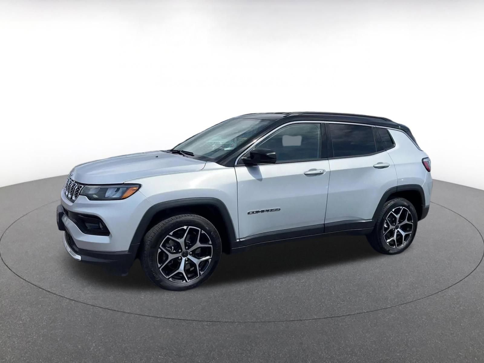 Used 2025 Jeep Compass Limited image 8