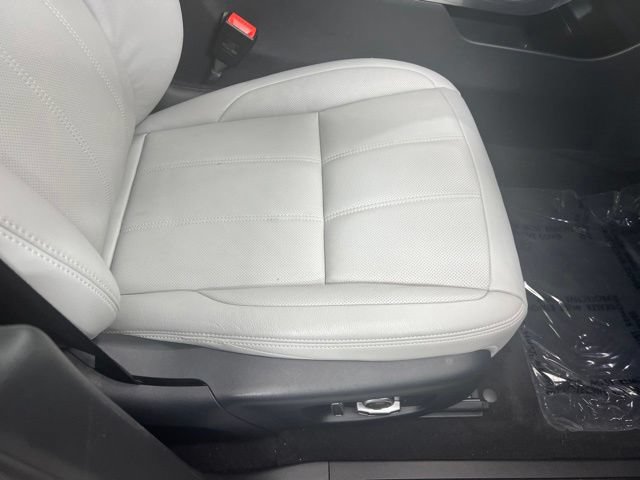 Used 2021 Land Rover Range Rover Evoque SE AWD/4WD image 23