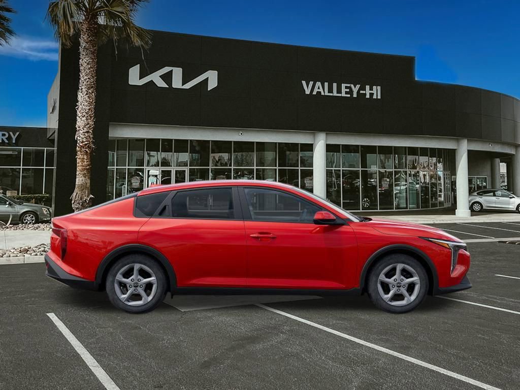 New 2025 Kia K4 LXS image 8