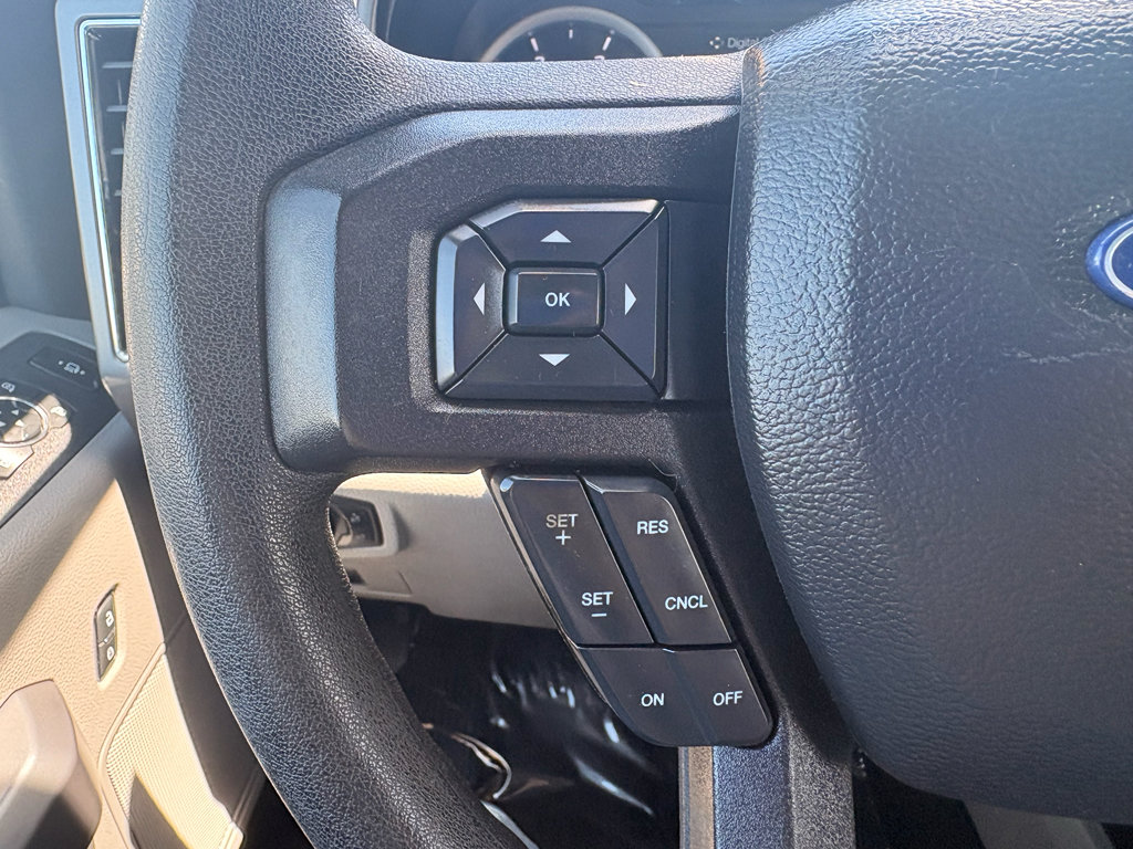 Used 2019 Ford F350 XLT w/ XLT Premium Package AWD/4WD image 18