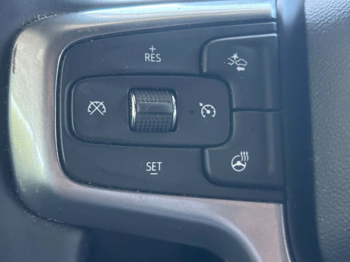 Used 2024 Chevrolet Silverado 3500 LTZ w/ LTZ Plus Package image 11