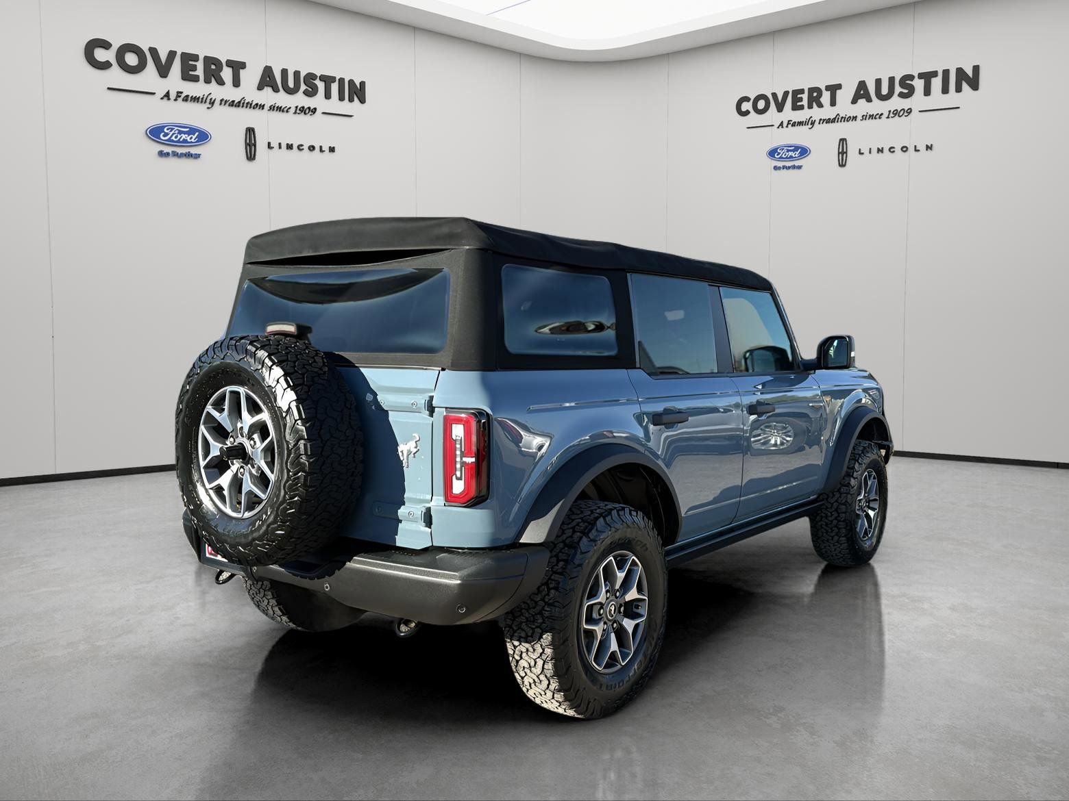 Certified 2022 Ford Bronco Badlands image 5