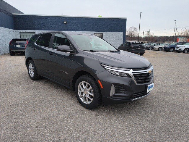 Used 2023 Chevrolet Equinox LT w/ Driver Convenience Package image 7