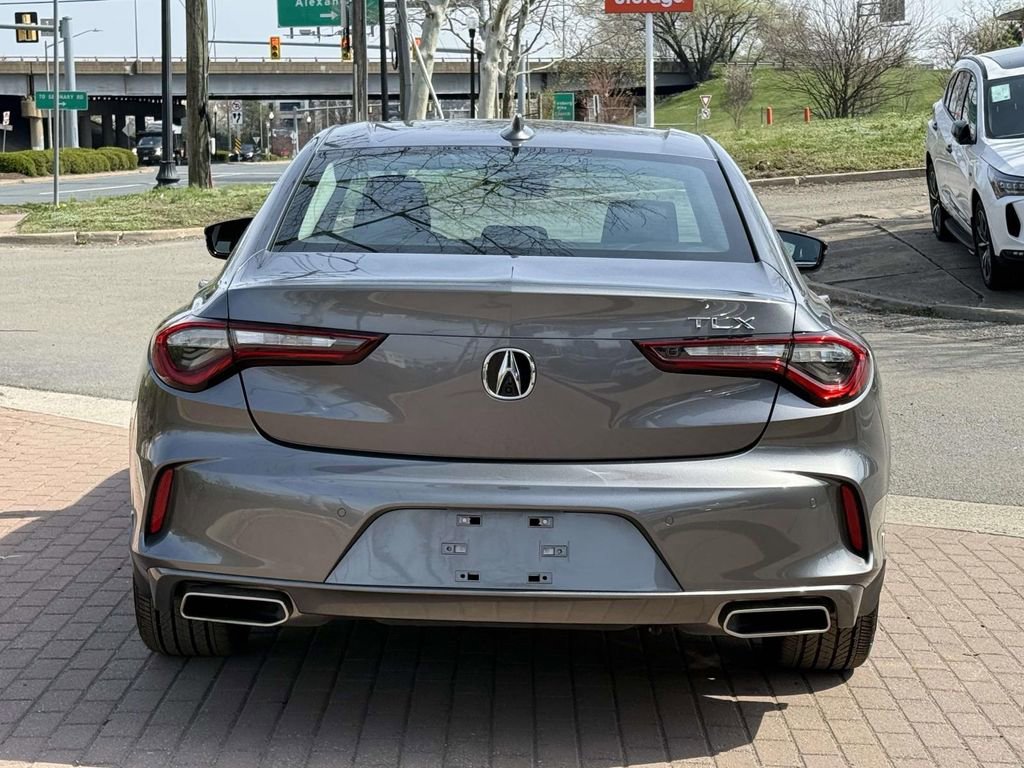 Certified 2025 Acura TLX w/ Technology Package image 5