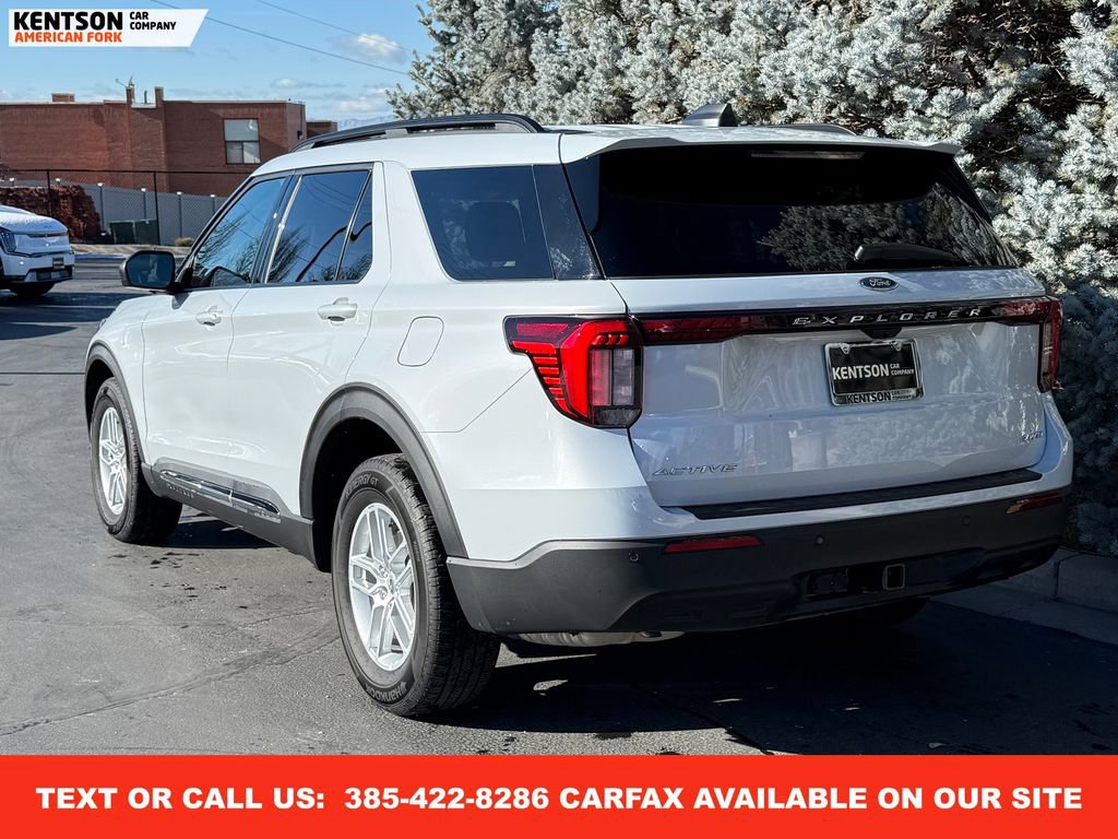 Used 2025 Ford Explorer Active image 5