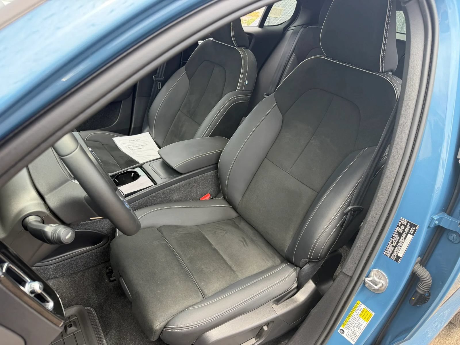 Used 2023 Volvo C40 P8 Recharge Plus w/ Protection Package Premier AWD/4WD image 10