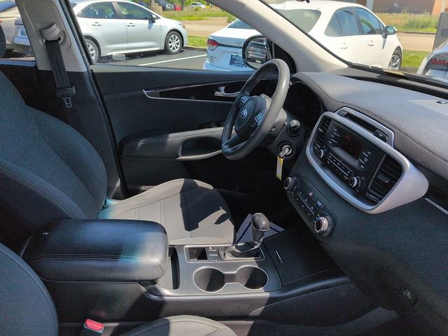 Used 2016 Kia Sorento L FWD image 10