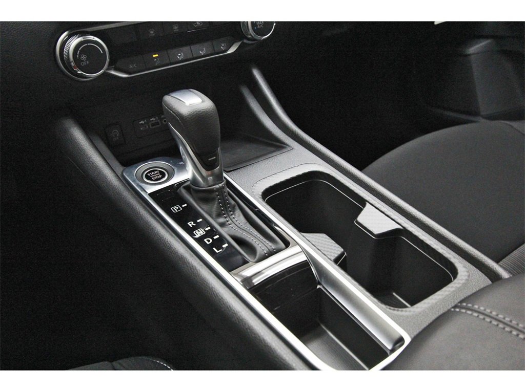 New 2025 Nissan Sentra SV image 20