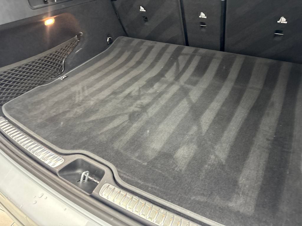 Used 2023 Mercedes-Benz GLC 300 4MATIC image 75