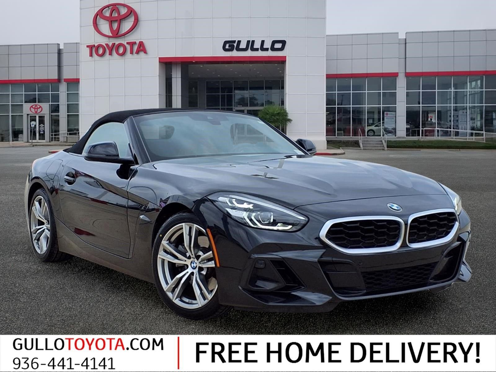 Used 2023 BMW Z4 sDrive30i w/ Convenience Package RWD image 1