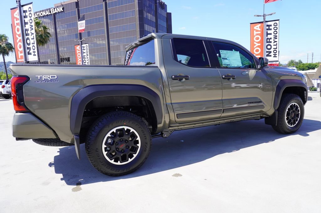 New 2026 Toyota Tacoma TRD Off-Road AWD/4WD image 4