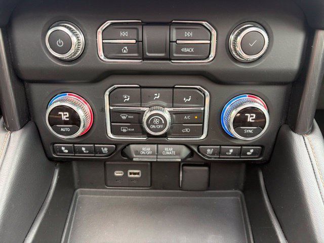 Used 2021 GMC Yukon AT4 w/ Rear Media and Nav Package AWD/4WD image 28