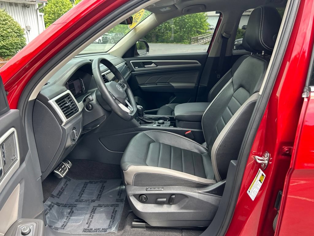 Used 2023 Volkswagen Atlas SEL Premium AWD/4WD image 10