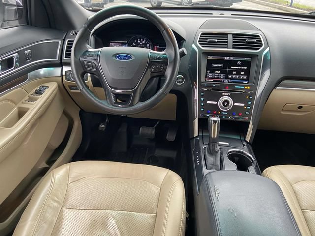 Used 2016 Ford Explorer Limited FWD image 12