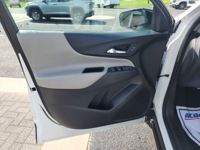 Used 2023 Chevrolet Equinox LS w/ LS Convenience Package image 20