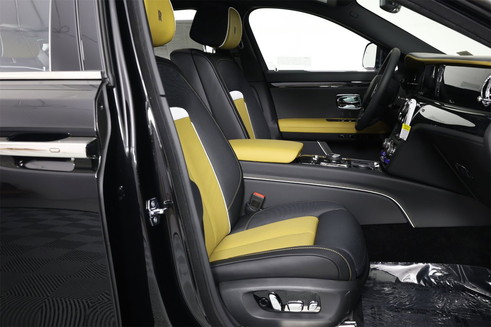 New 2026 Rolls-Royce Ghost image 35