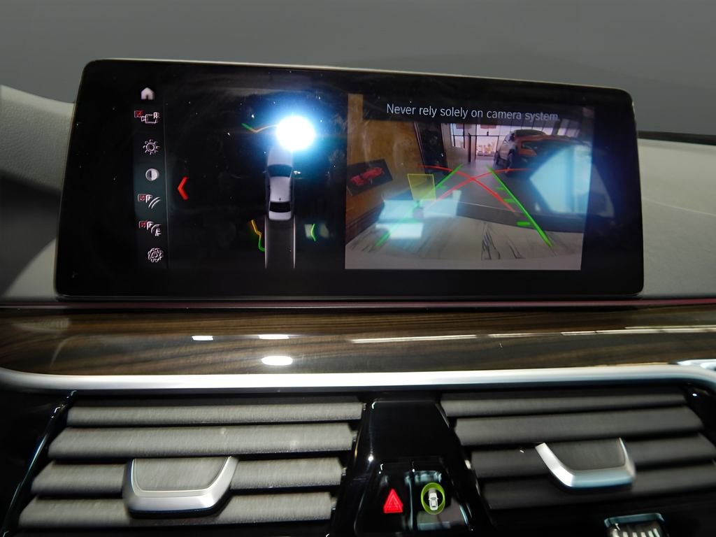 Used 2019 BMW 530i xDrive w/ Convenience Package image 24