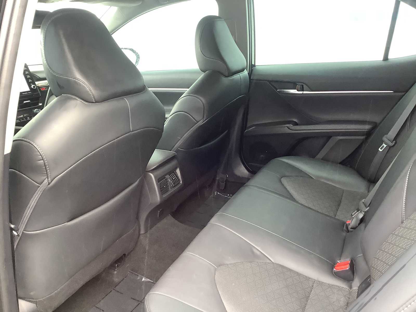 Used 2023 Toyota Camry XSE w/ Cold Weather Package image 12