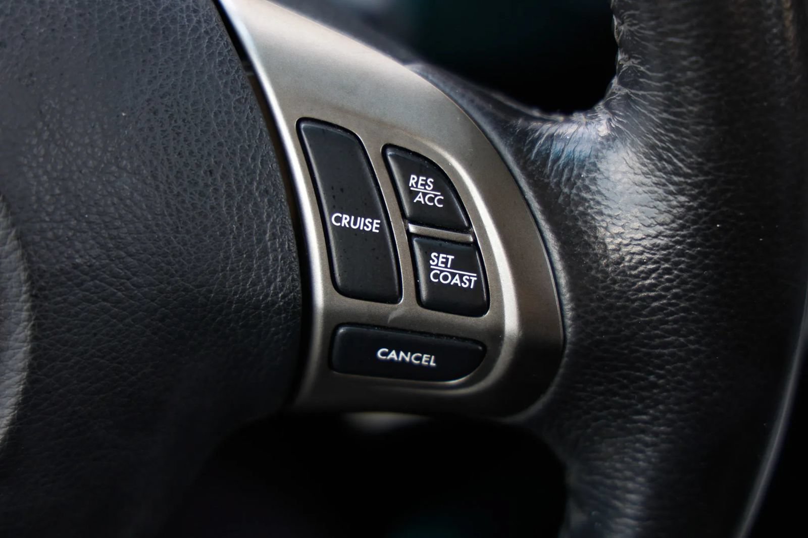 Used 2011 Subaru Impreza 2.5i Premium w/ PWR Moonroof Value Pkg AWD/4WD image 24