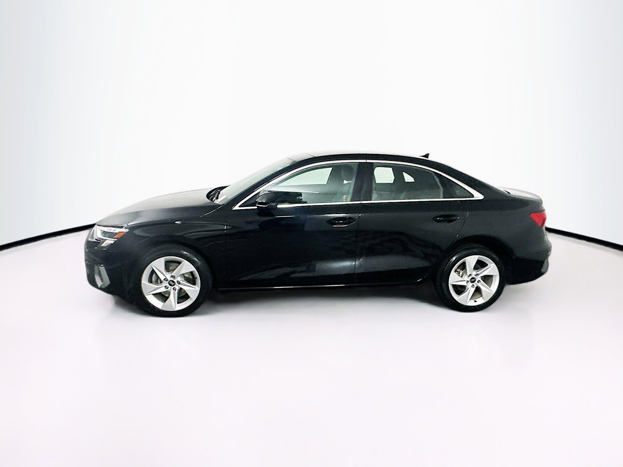 Used 2024 Audi A3 2.0T Premium image 4