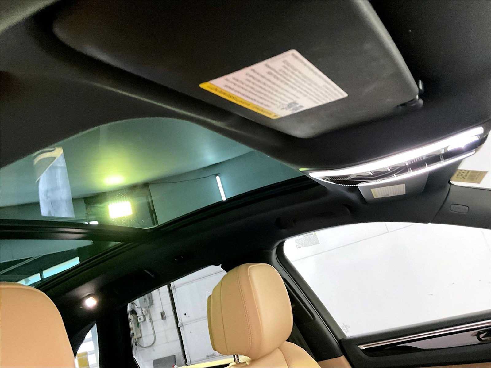 Certified 2023 Porsche Macan AWD/4WD image 20