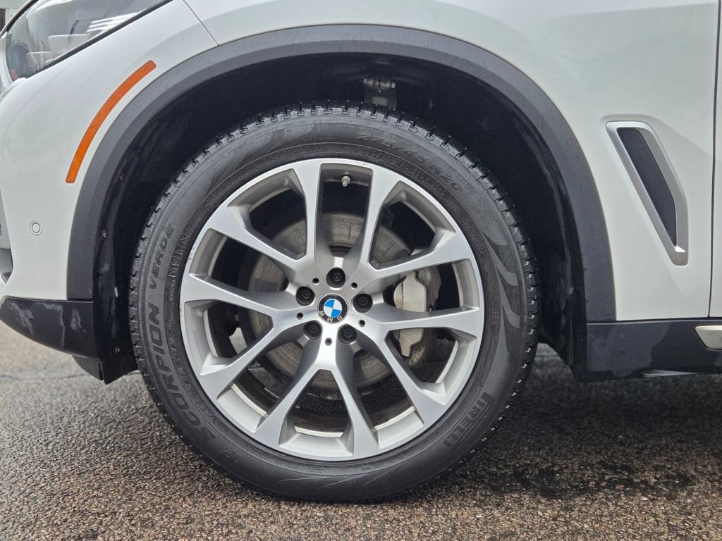 Used 2020 BMW X5 xDrive40i w/ Premium Package image 10